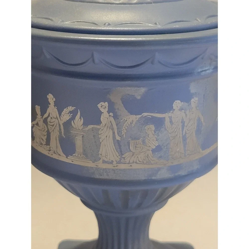 1970s VTG Avon‎ Avonshire Grecian Blue Candle Holder Wedgwood Style Blue w/ Box